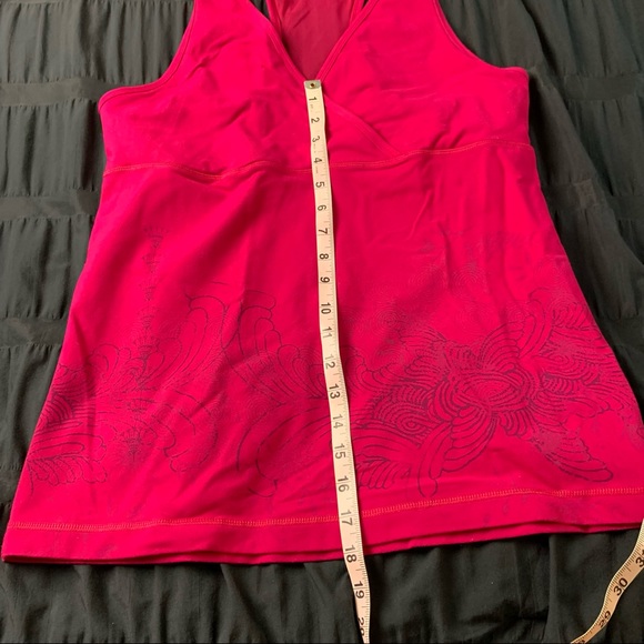 Magenta tank workout. No size tag. Size l/xL See approximate measurement pics. - Picture 13 of 14
